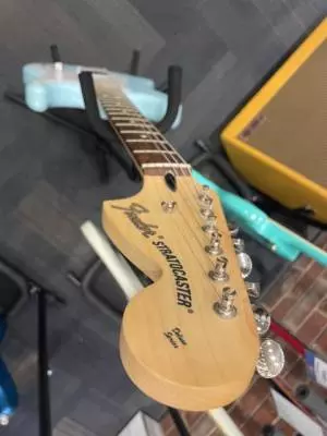 Fender Tom Delonge Stratocaster 2